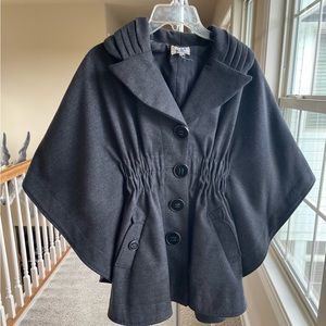 Jolt brand cape size XS/S